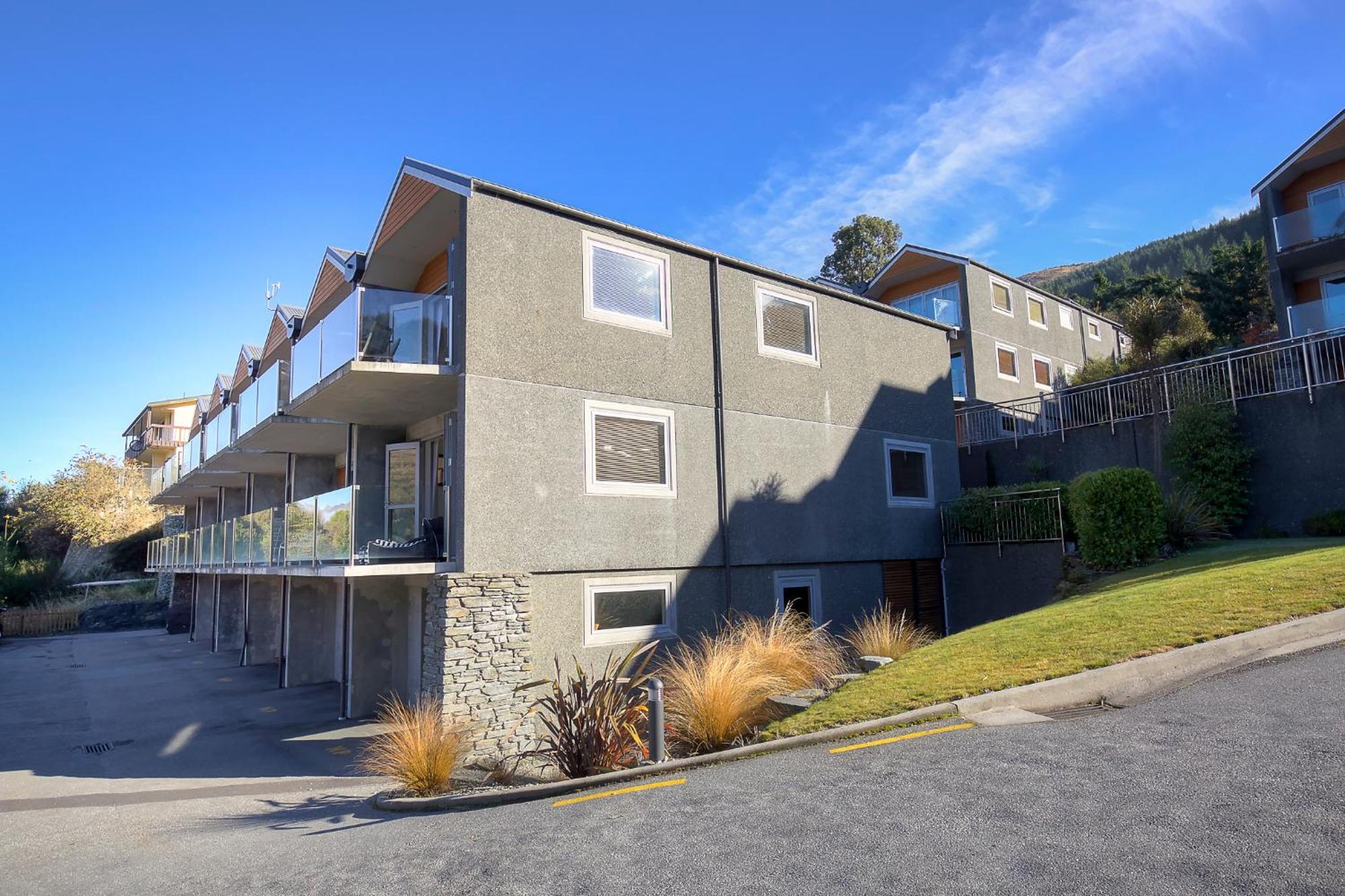 Alpine Vista - Queenstown Holiday Home 外观 照片